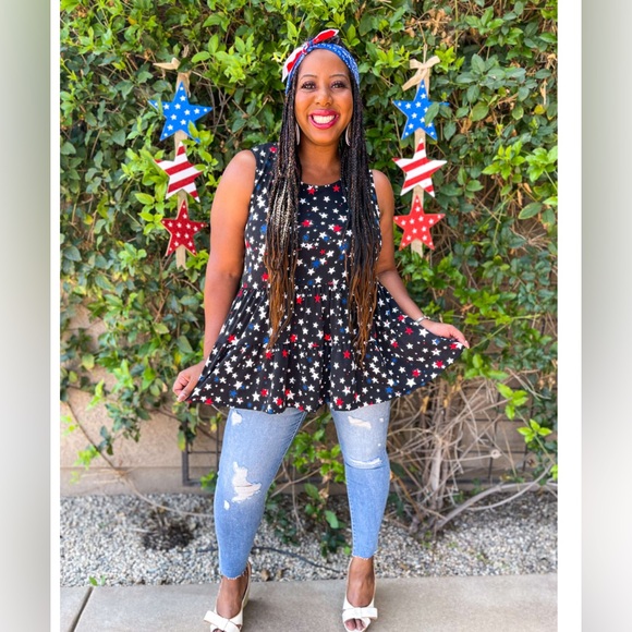 Lularoe Eliana Tiered top - Picture 5 of 5